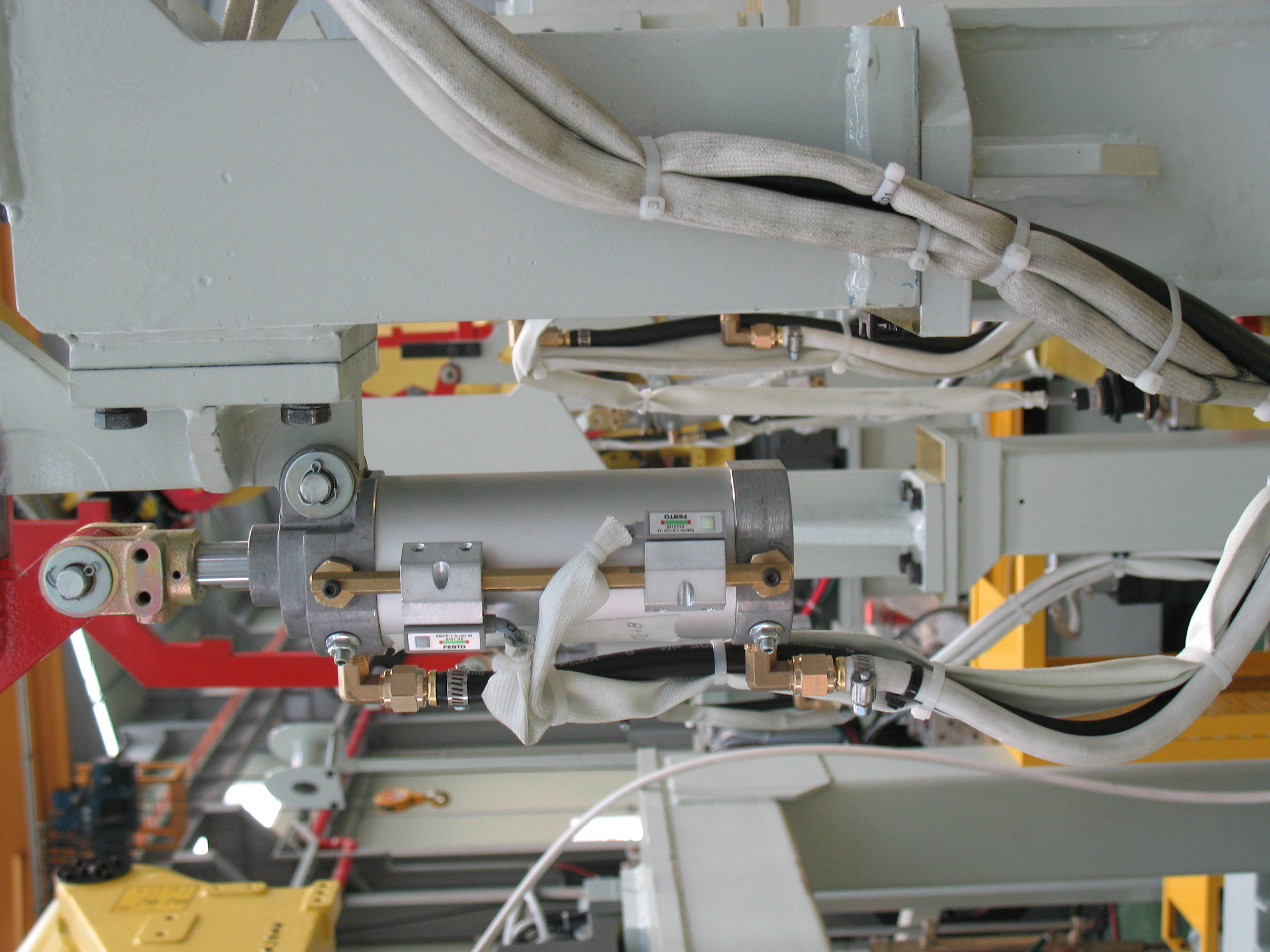 Festo DSBC-32-100-PPVA-N3 — ISO 15552 standaard cilinder